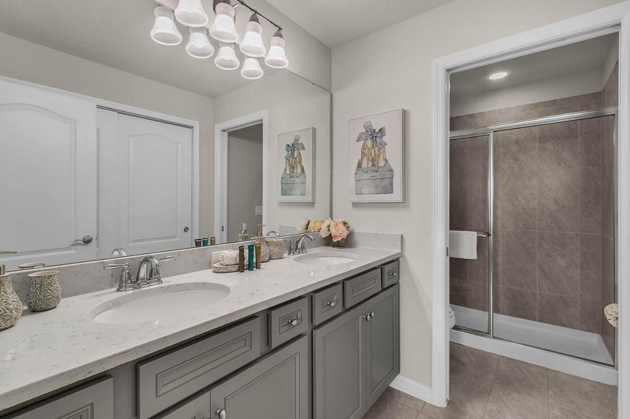 5 Bedrooms - 4,5 Bathrooms - Windsor At Westside 8928 Sa Орландо Екстер'єр фото