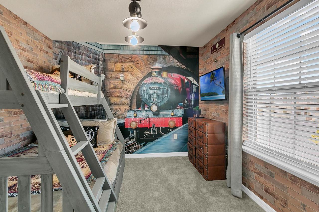 5 Bedrooms - 4,5 Bathrooms - Windsor At Westside 8928 Sa Орландо Екстер'єр фото